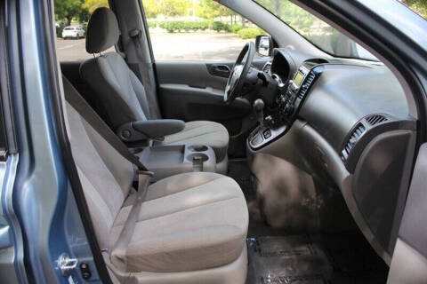 2012 Kia Sedona LX