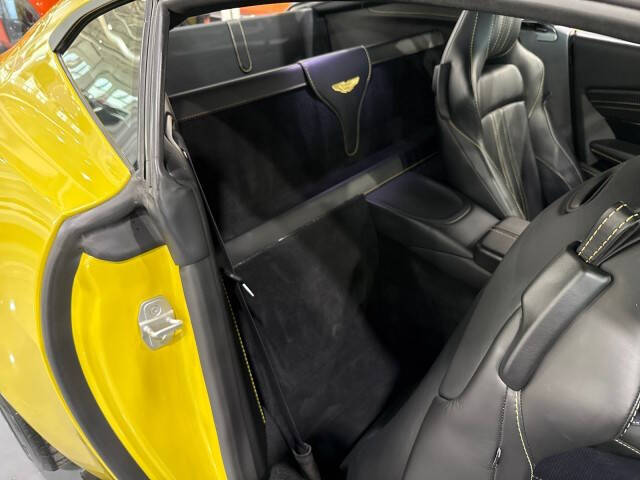 2019 Aston Martin Vantage