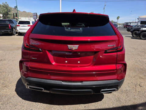 2024 Cadillac XT4 Premium Luxury