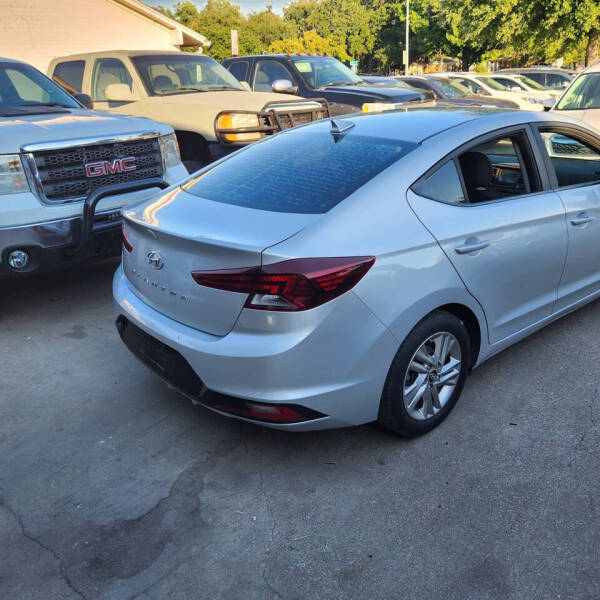 2019 Hyundai Elantra SEL