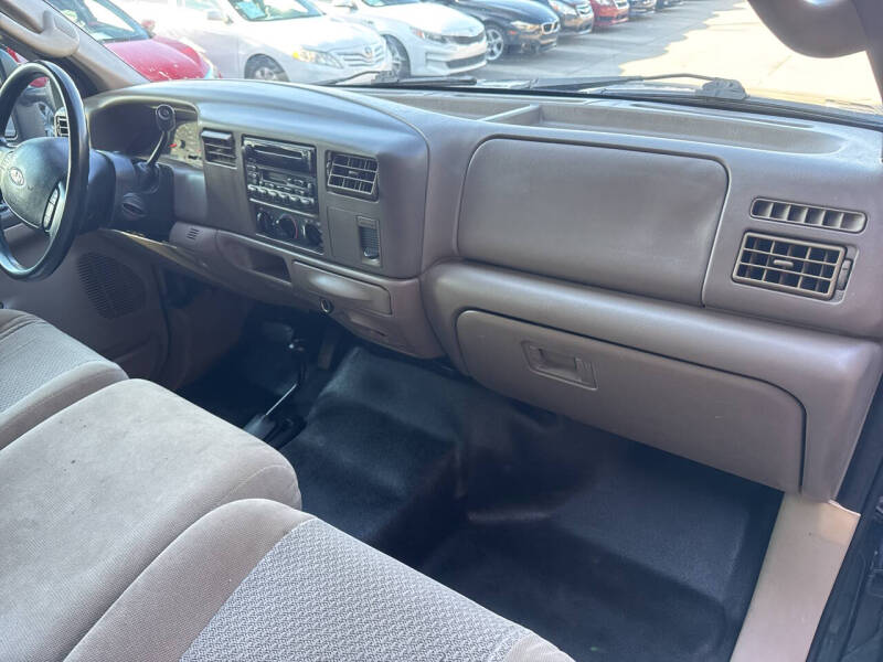 2003 Ford F-350 Super Duty XLT