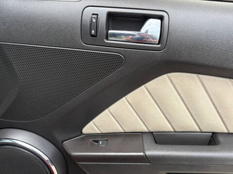 2012 Ford Mustang GT Premium