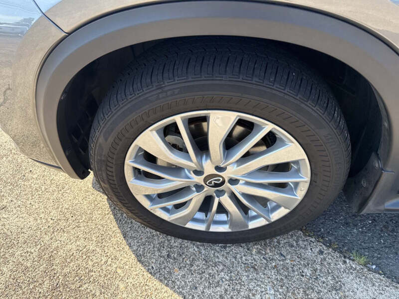 2024 Infiniti QX50 Luxe