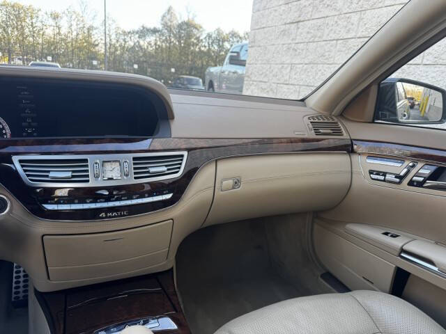 2013 Mercedes-Benz S-Class S 550 4MATIC