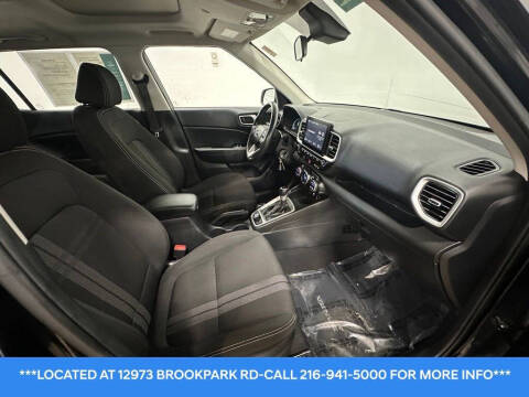 2023 Hyundai Venue SEL