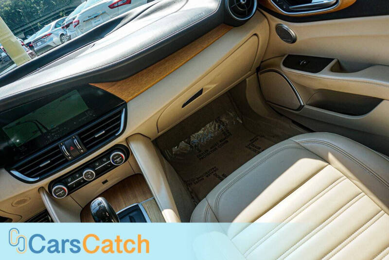 2017 Alfa Romeo Giulia Ti