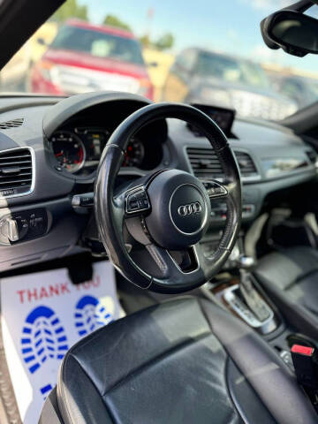 2015 Audi Q3 2.0T quattro Prestige