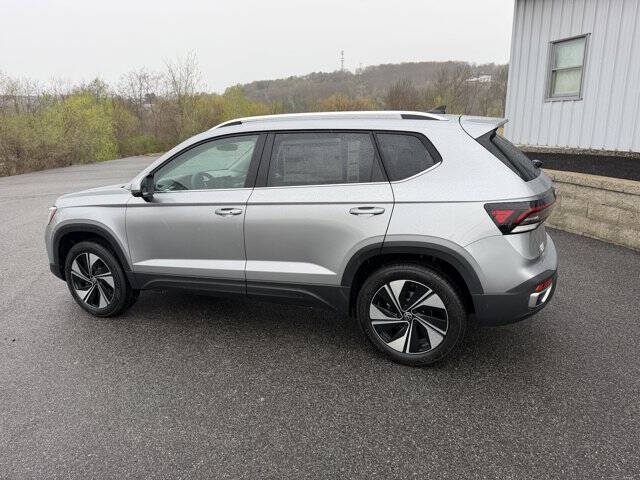 2026 Volkswagen Taos SE 4Motion
