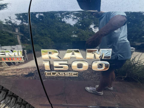 2020 RAM 1500 Classic SLT