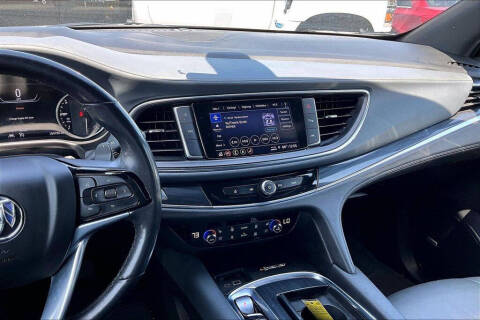 2022 Buick Enclave Premium