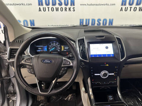 2020 Ford Edge Titanium