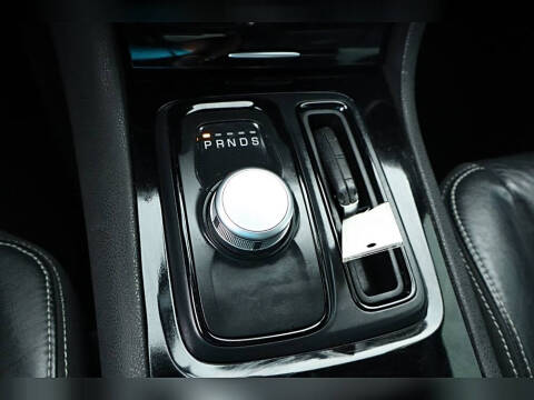 2021 Chrysler 300 S V6