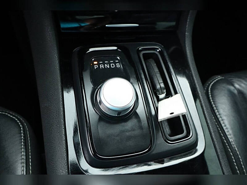 2021 Chrysler 300 S V6