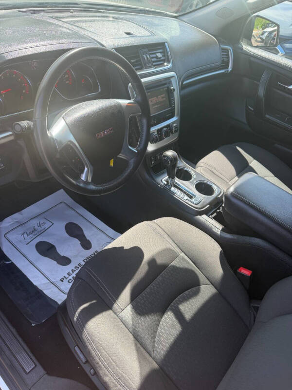 2015 GMC Acadia SLE-2