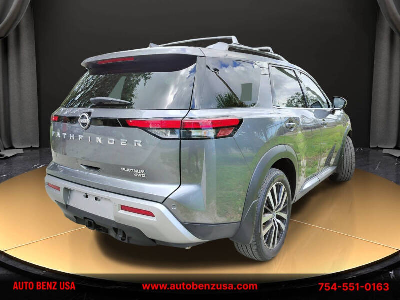 2024 Nissan Pathfinder Platinum