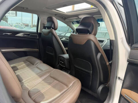 2015 Lincoln MKZ