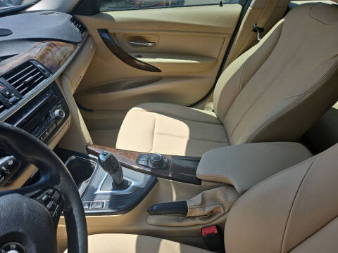 2015 BMW 3 Series 328i