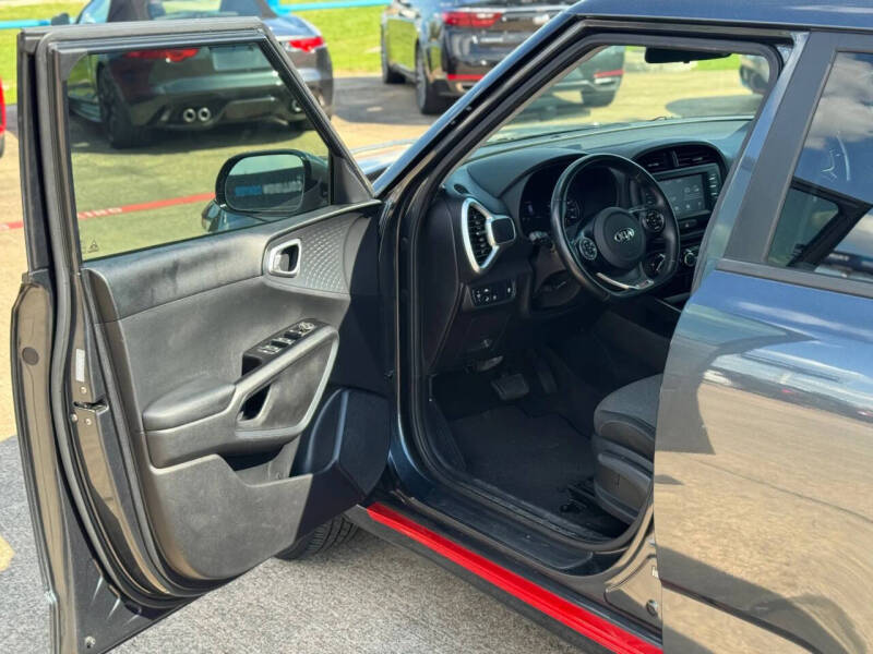 2020 Kia Soul GT-Line