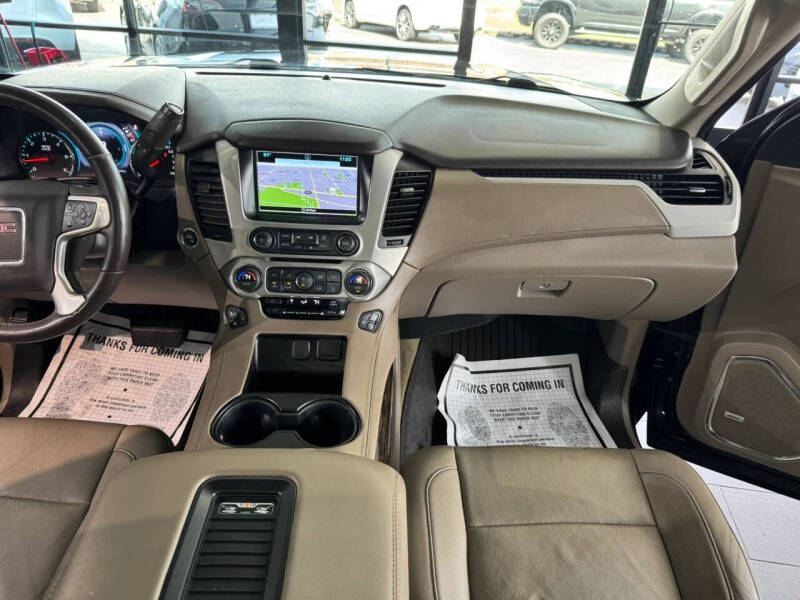 2017 GMC Yukon SLT