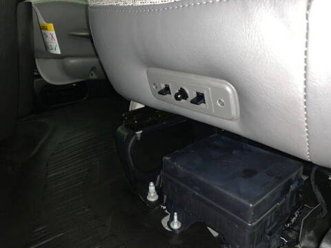 2025 Chevrolet Express 3500