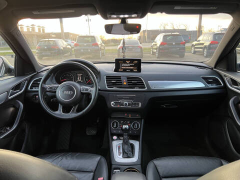 2016 Audi Q3 2.0T quattro Premium Plus