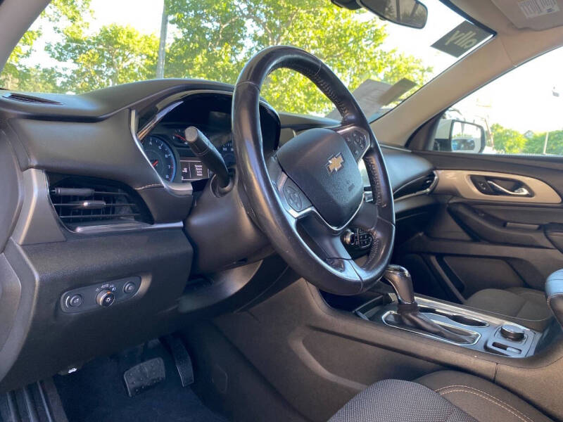 2018 Chevrolet Traverse LT Cloth