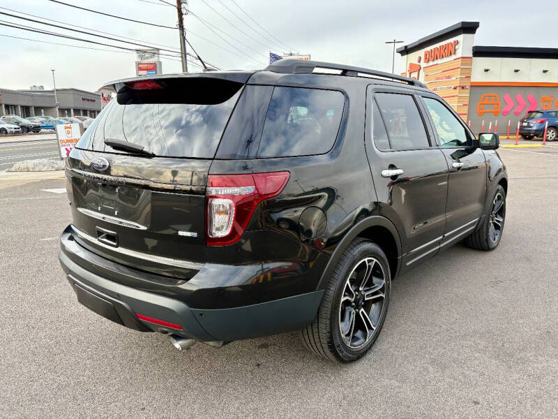 2014 Ford Explorer Sport