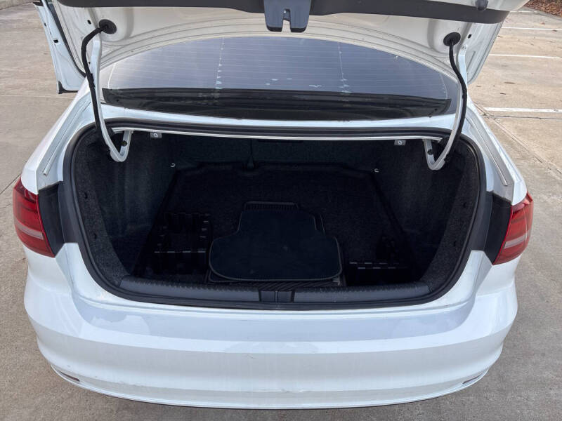 2016 Volkswagen Jetta 1.8T Sport