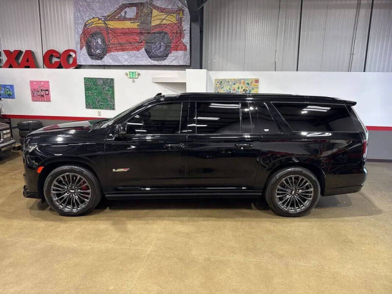 2023 Cadillac Escalade-V ESV