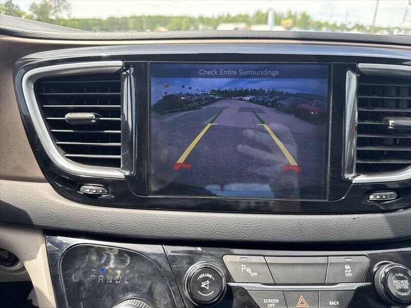 2017 Chrysler Pacifica Touring-L Plus
