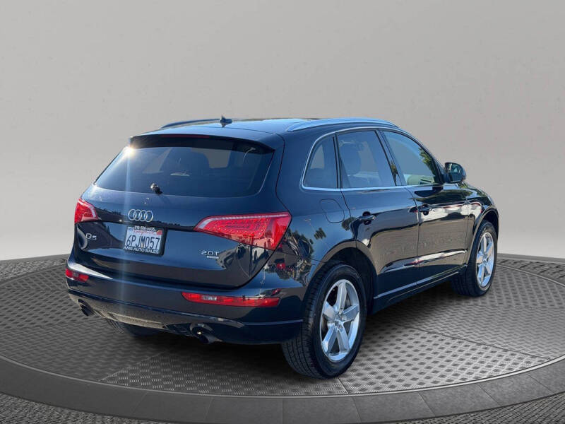 2011 Audi Q5 2.0T quattro Premium Plus