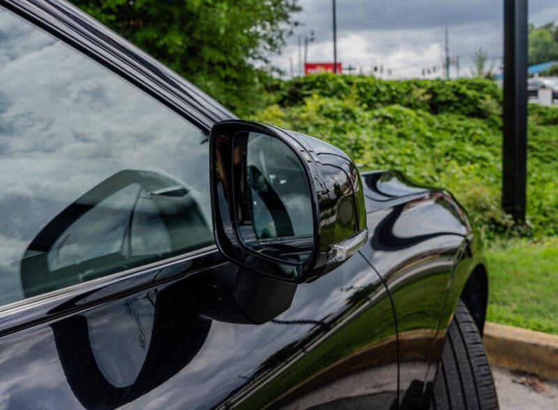 2025 Volvo XC60 B5 Plus Dark Theme