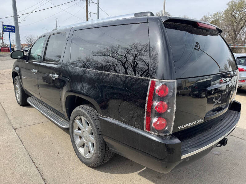 2008 GMC Yukon XL Denali