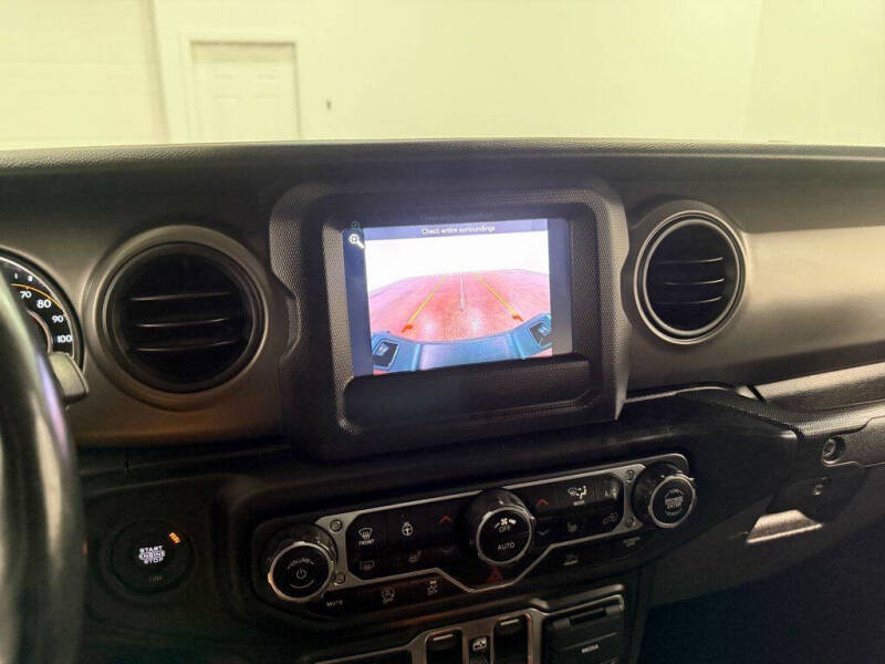 2022 Jeep Gladiator Willys