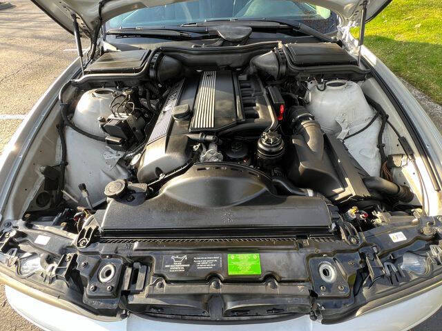 2002 BMW 5 Series 525i