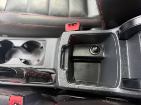 2016 Volkswagen Golf GTI SE
