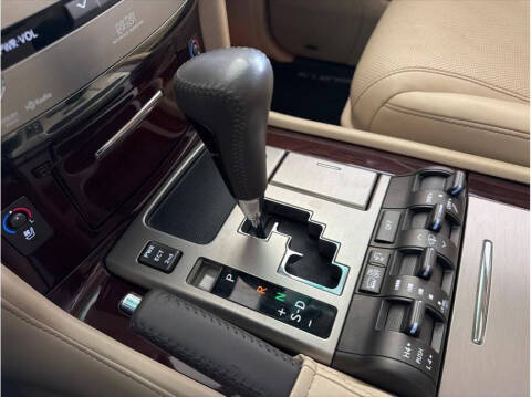 2015 Lexus LX 570