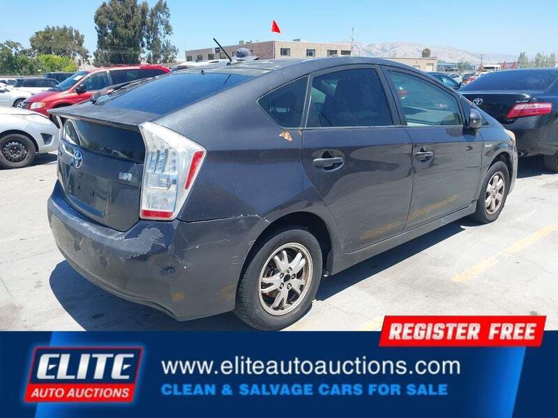 2010 Toyota Prius II