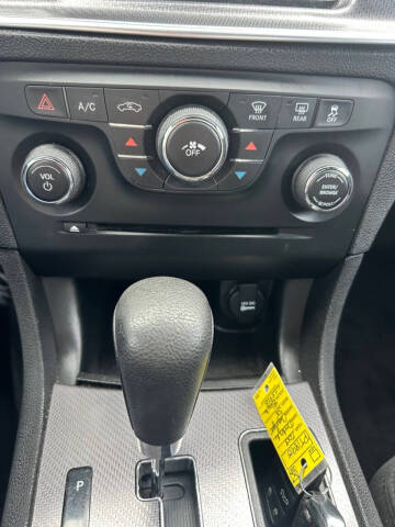 2013 Dodge Charger SE