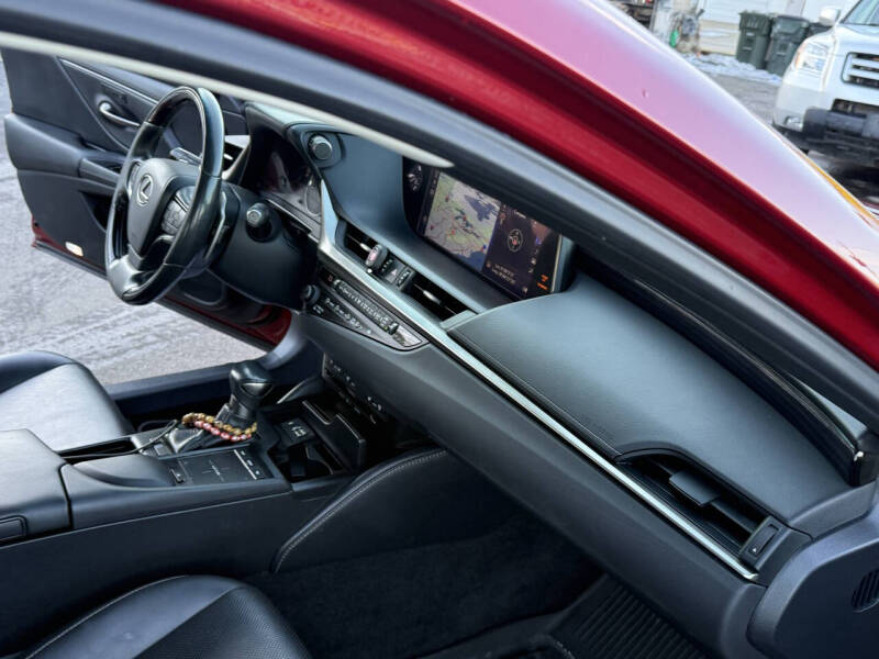 2019 Lexus ES 350 Luxury