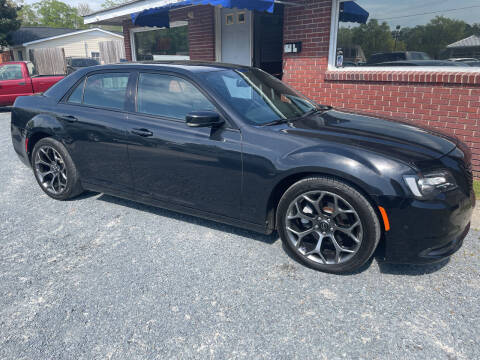 2015 Chrysler 300 for sale at LAURINBURG AUTO SALES in Laurinburg NC