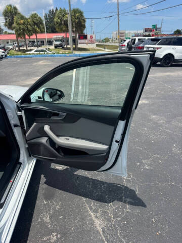 2017 Audi A4 2.0T quattro Premium Plus