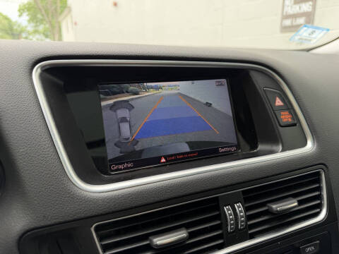 2015 Audi Q5 2.0T quattro Premium Plus