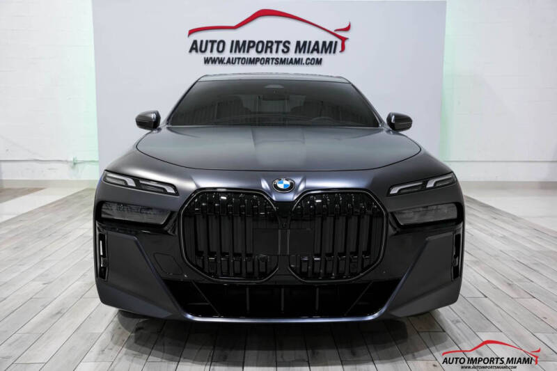 2025 BMW 7 Series 740i