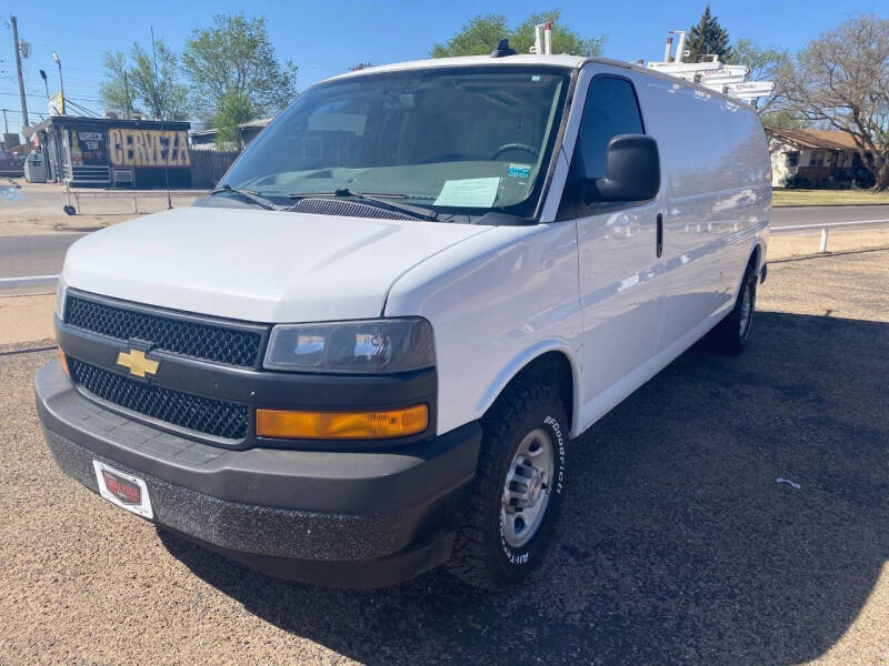 2022 Chevrolet Express 3500
