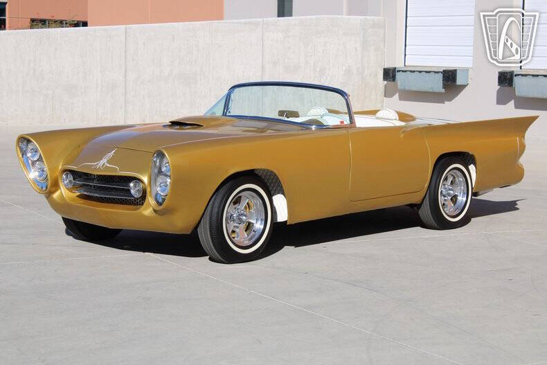 1957 Ford Thunderbird