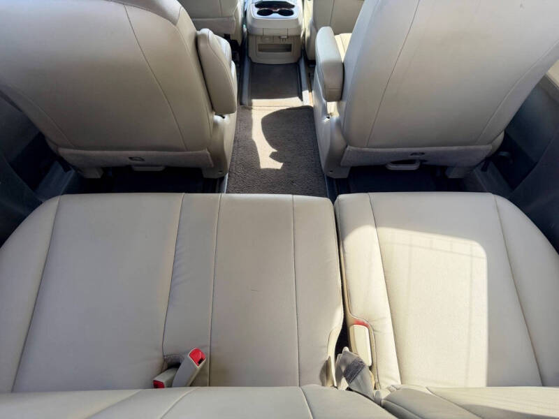 2013 Toyota Sienna Limited 7-Passenger