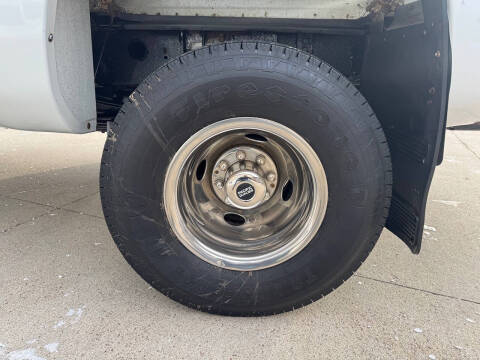 2002 Chevrolet Silverado 3500 LS