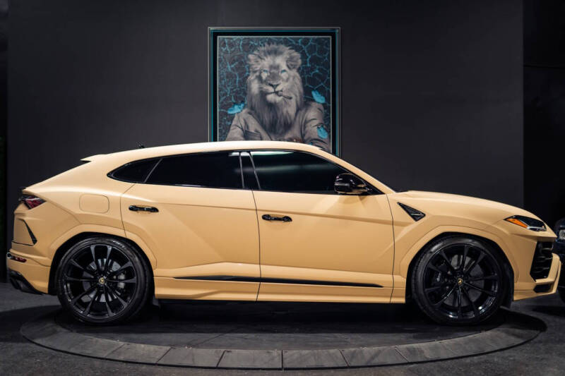 2020 Lamborghini Urus