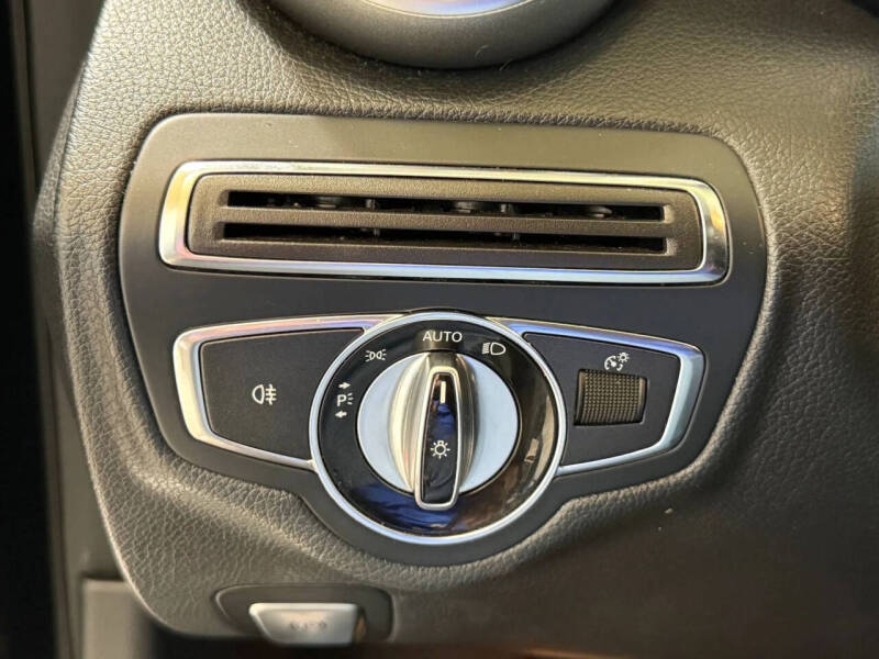 2015 Mercedes-Benz C-Class C 300